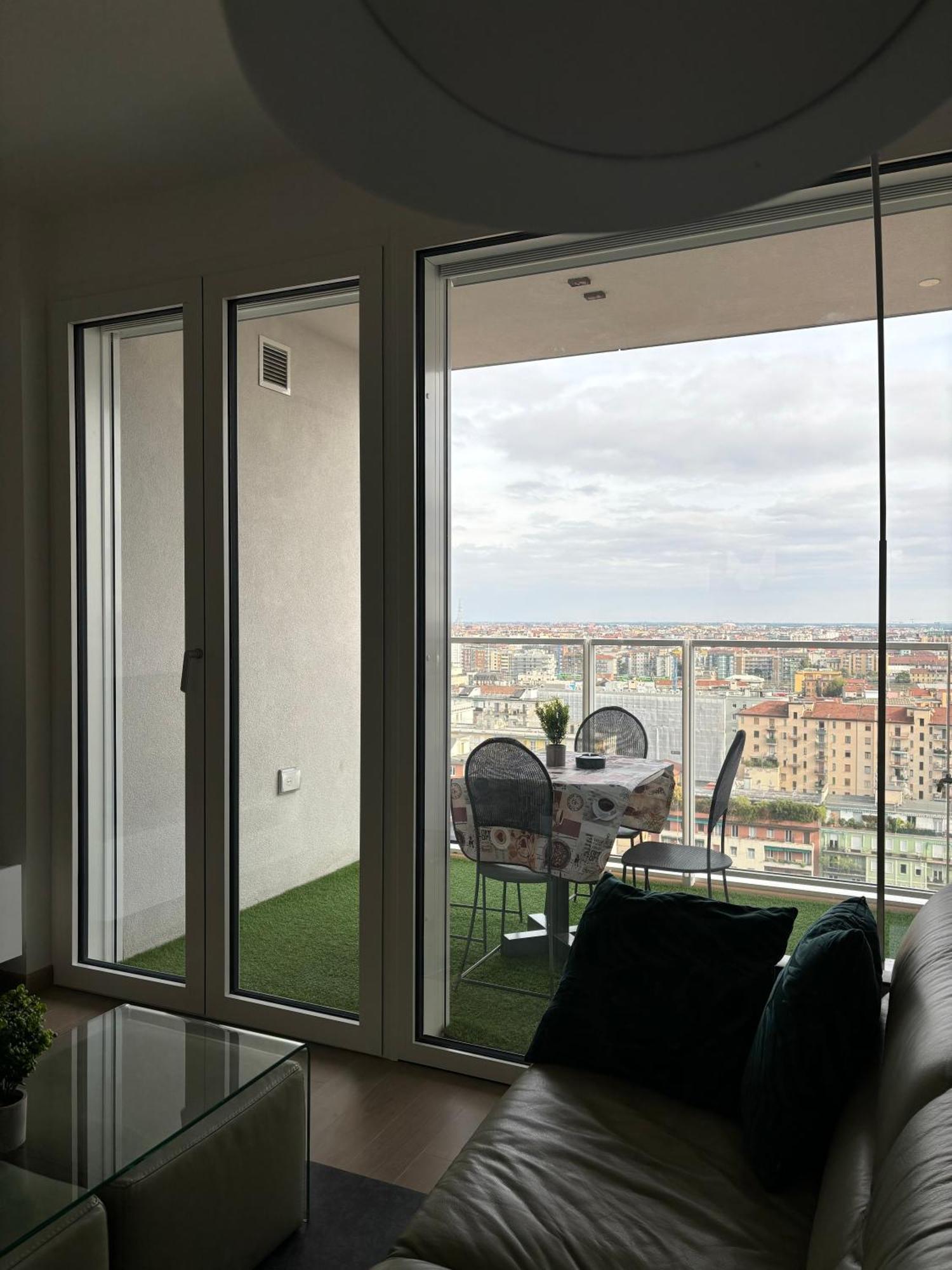 Torre Milano Skyview Suite Gym Pool & Rooftop المظهر الخارجي الصورة